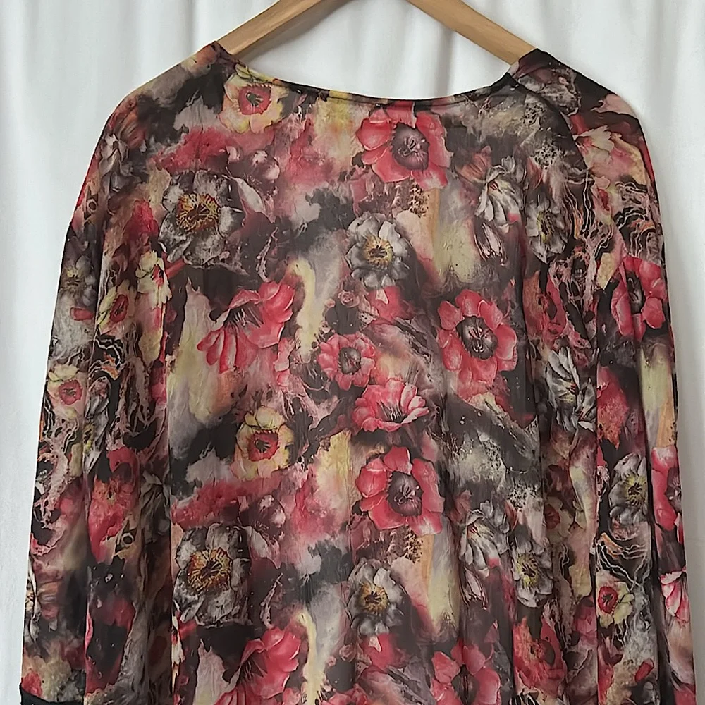 Sans Souci Beautiful Floral 3/4 Sleeve Fringed Kimono Shirt Top **Size S** 🌺🌺 - Picture 4 of 5